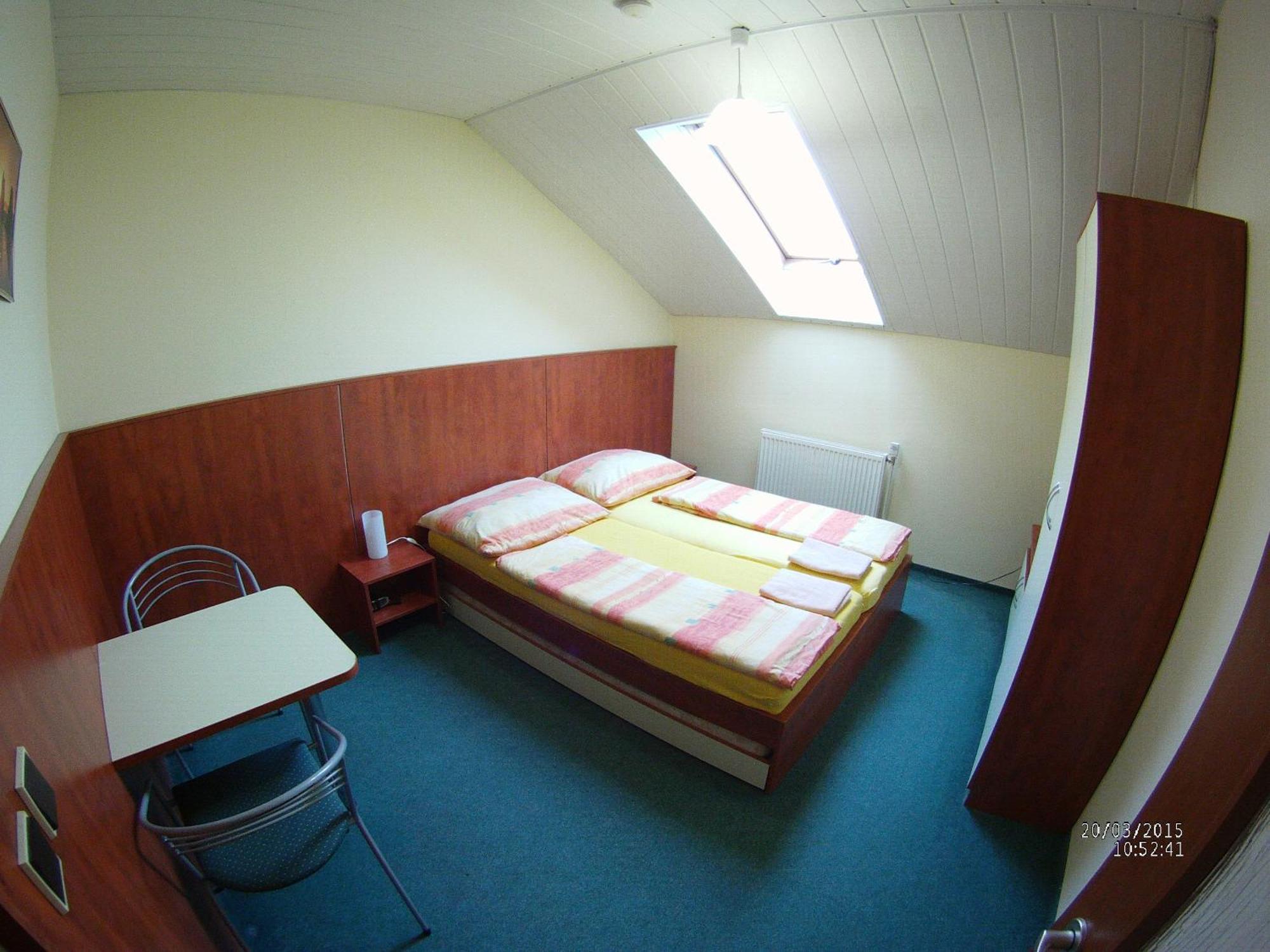 Penzion Kaplna Habitación foto
