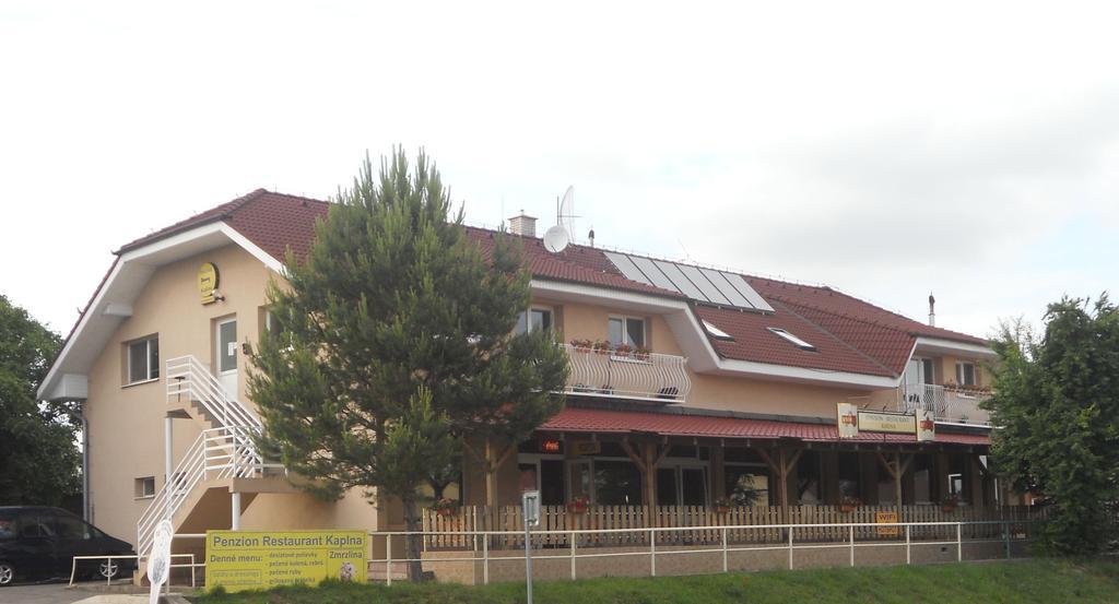 Penzion Kaplna Exterior foto